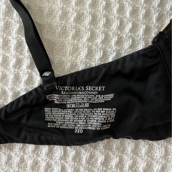 TWO Victoria’s Secret Balconet Bras - Picture 3 of 4